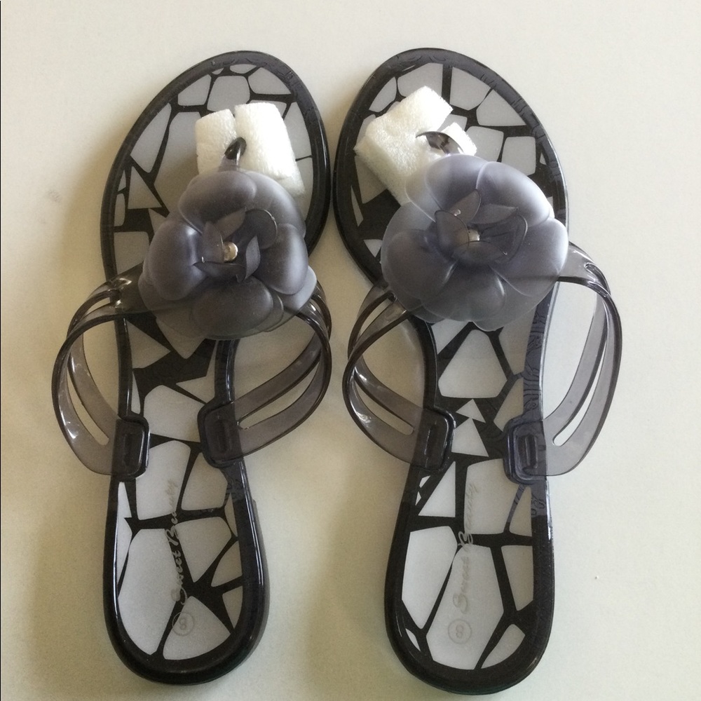 Brand New Sweet Beauty jelly Sandals.❤️